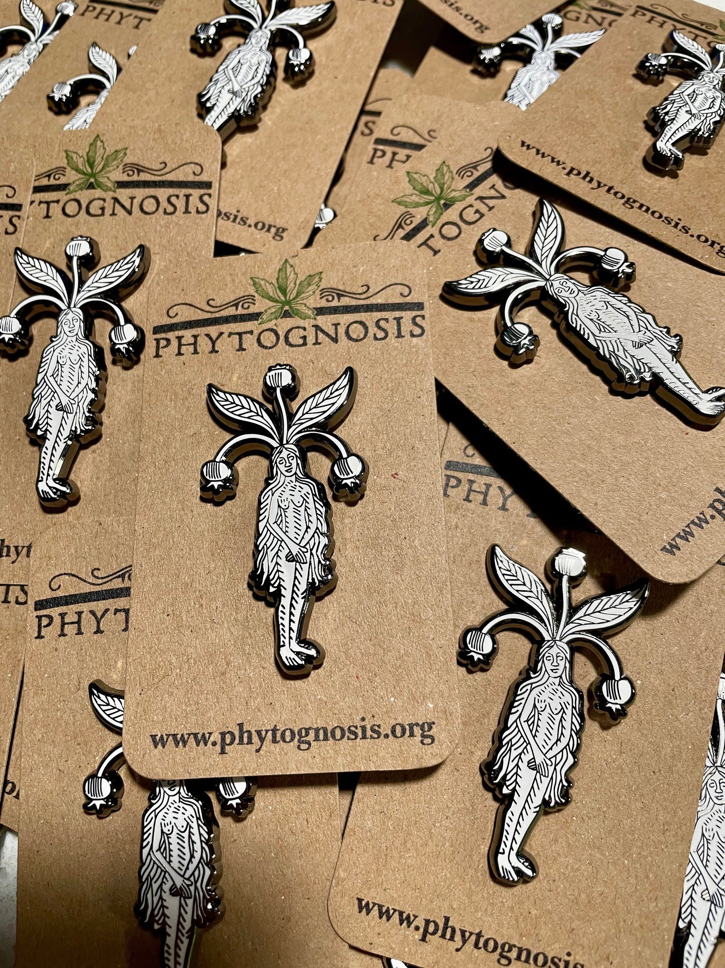 Mandrake Pin