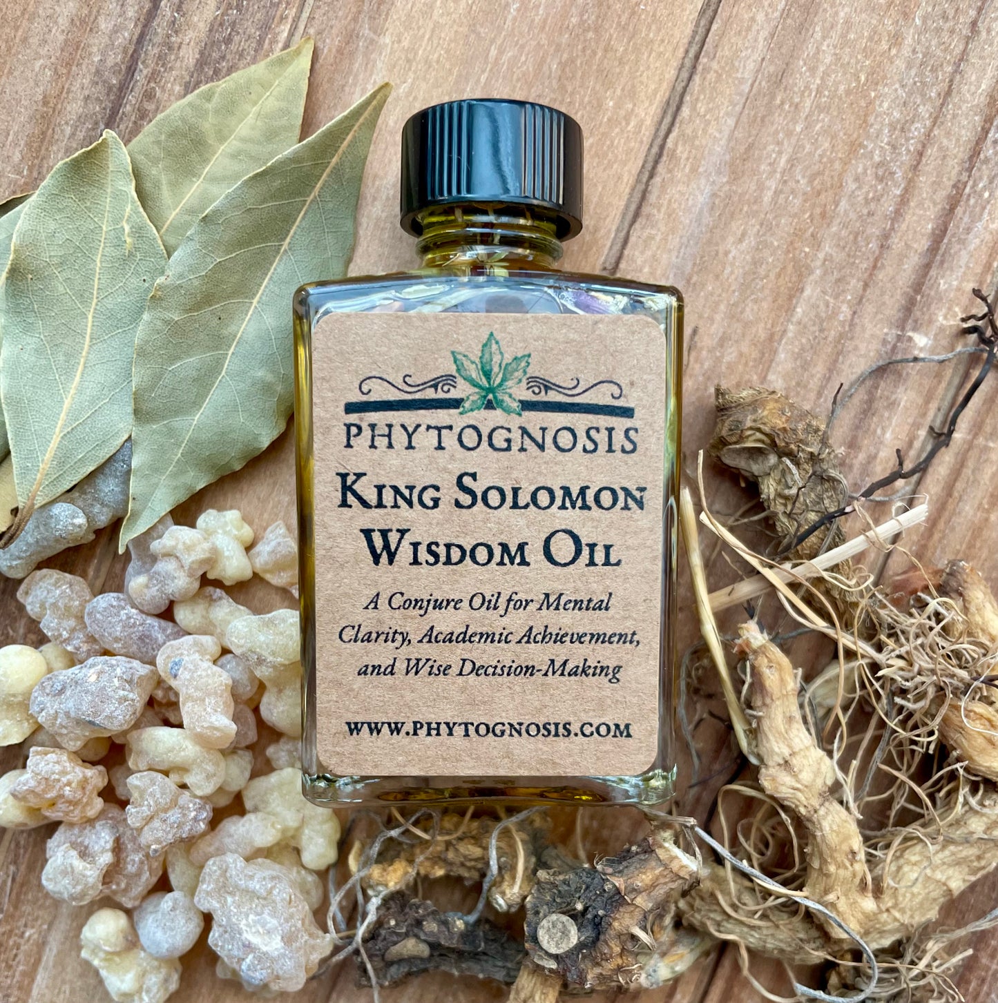 King Solomon Oil 30ml amber glass bottle with black cap and label showing product name, ingredients including Solomon Seal root, hyssop, frankincense and bay laurel in jojoba base, traditional hoodoo wisdom oil for spiritual practice