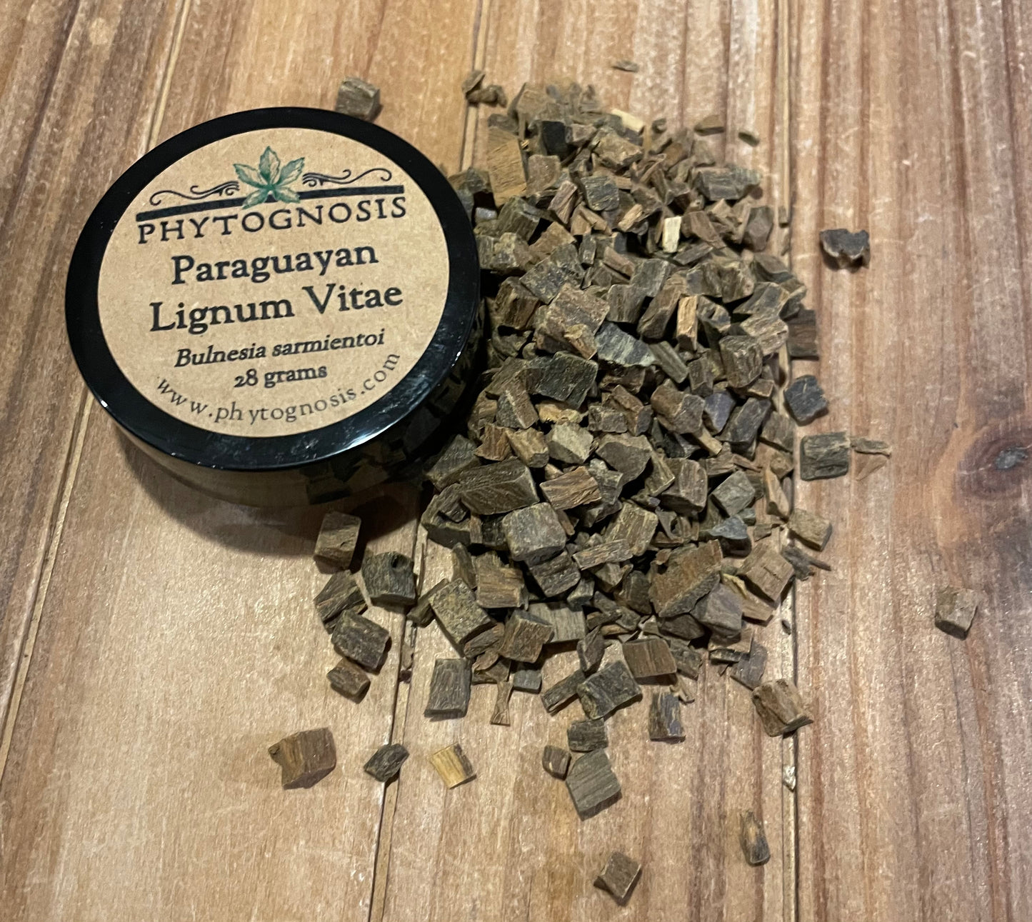 Dried Guaiac Wood chips Lignum Vitae Bulnesia sarmientoi 28g, natural aromatic ritual wood sold as curio only