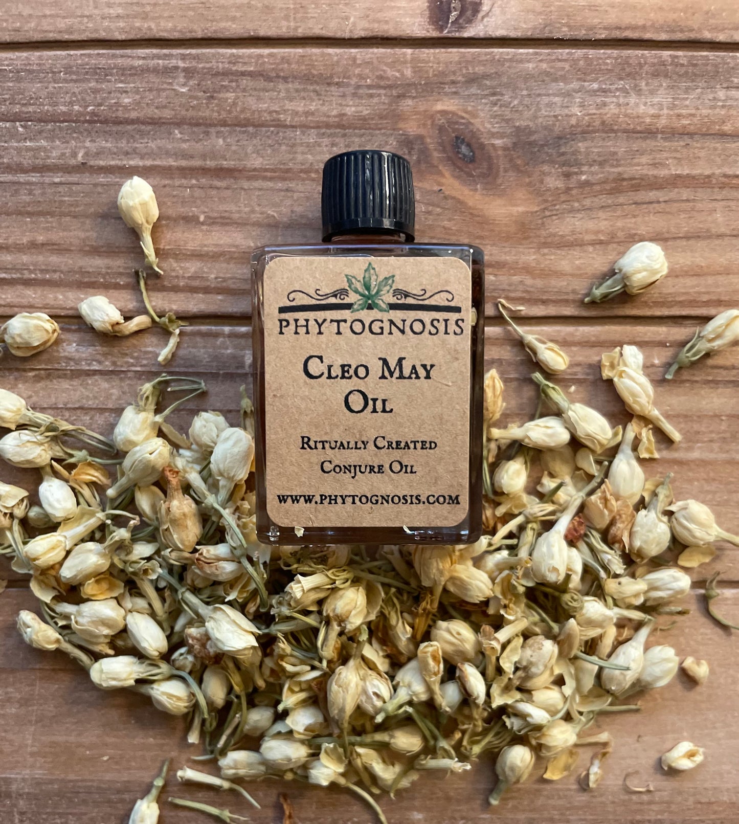 Cleo May Oil