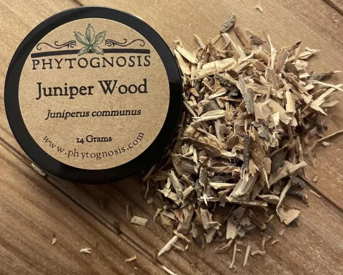 Juniper Wood Chips (Juniperus communus)